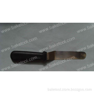8"curved spatula with plastic handle